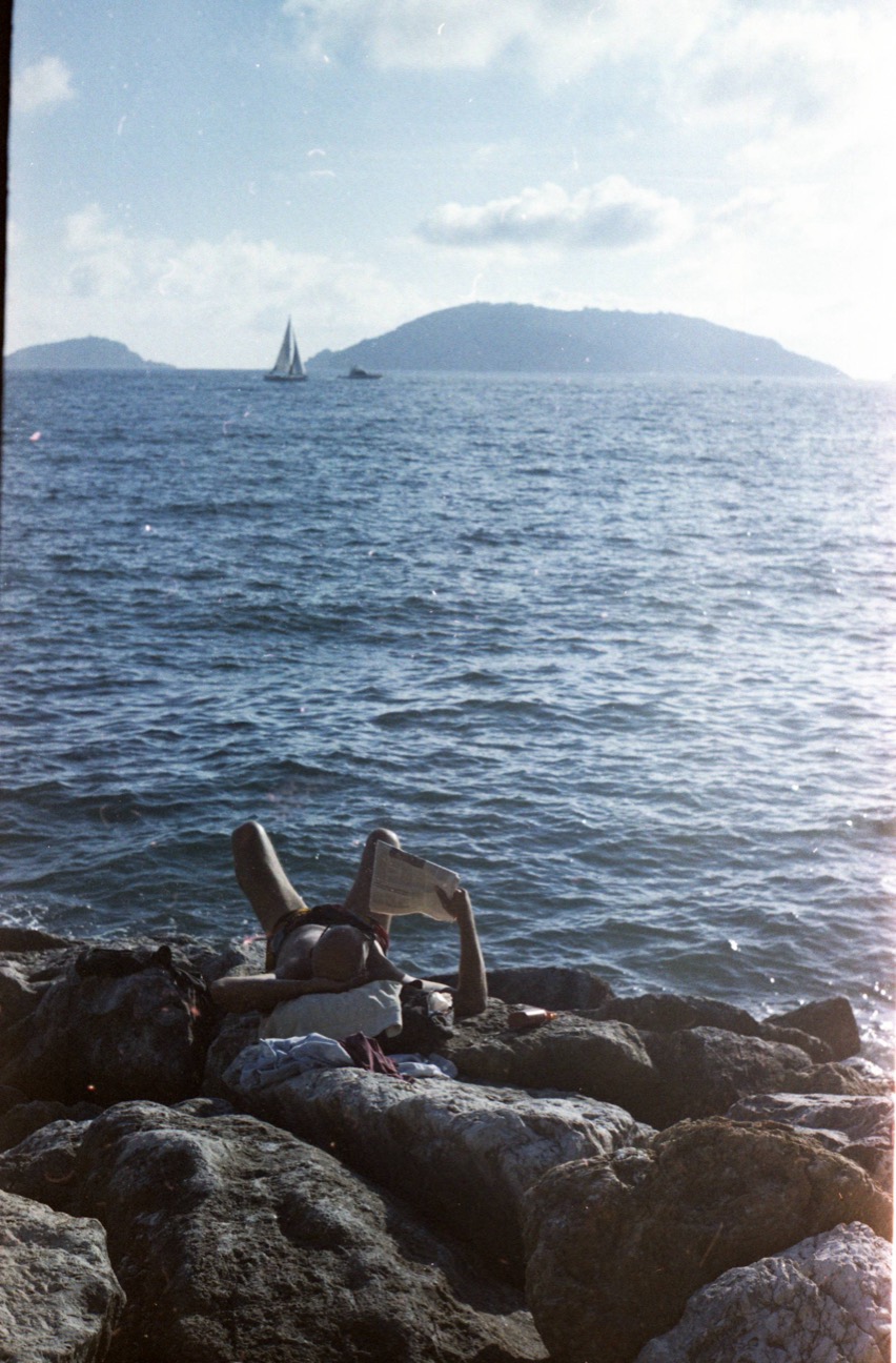 Photograph by l3mon